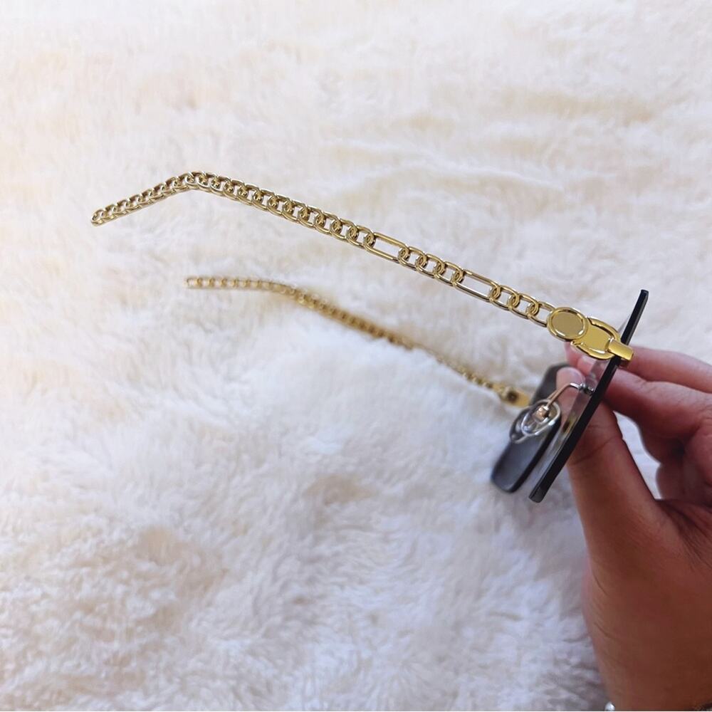 Skyla Black & Gold Chain Link Oversized Sunglasses - Picture 8 of 11